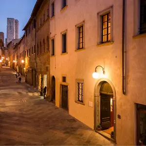 *** Hotel L'antico Pozzo Itália