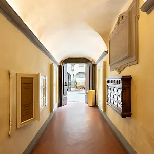 Tg - One Bedroom Luxury In The Fashion District Italy